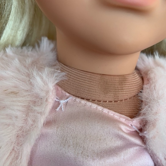 Our Generation by Battat Millie Pink Faux Fur Coat & Pink Dress Fashion Doll 18" - Picture 7 of 14